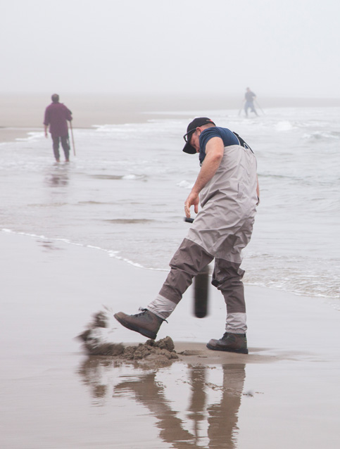 clamming